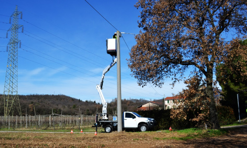 Нова специализирана техника подобрява дейността на Електроразпределение Север АД